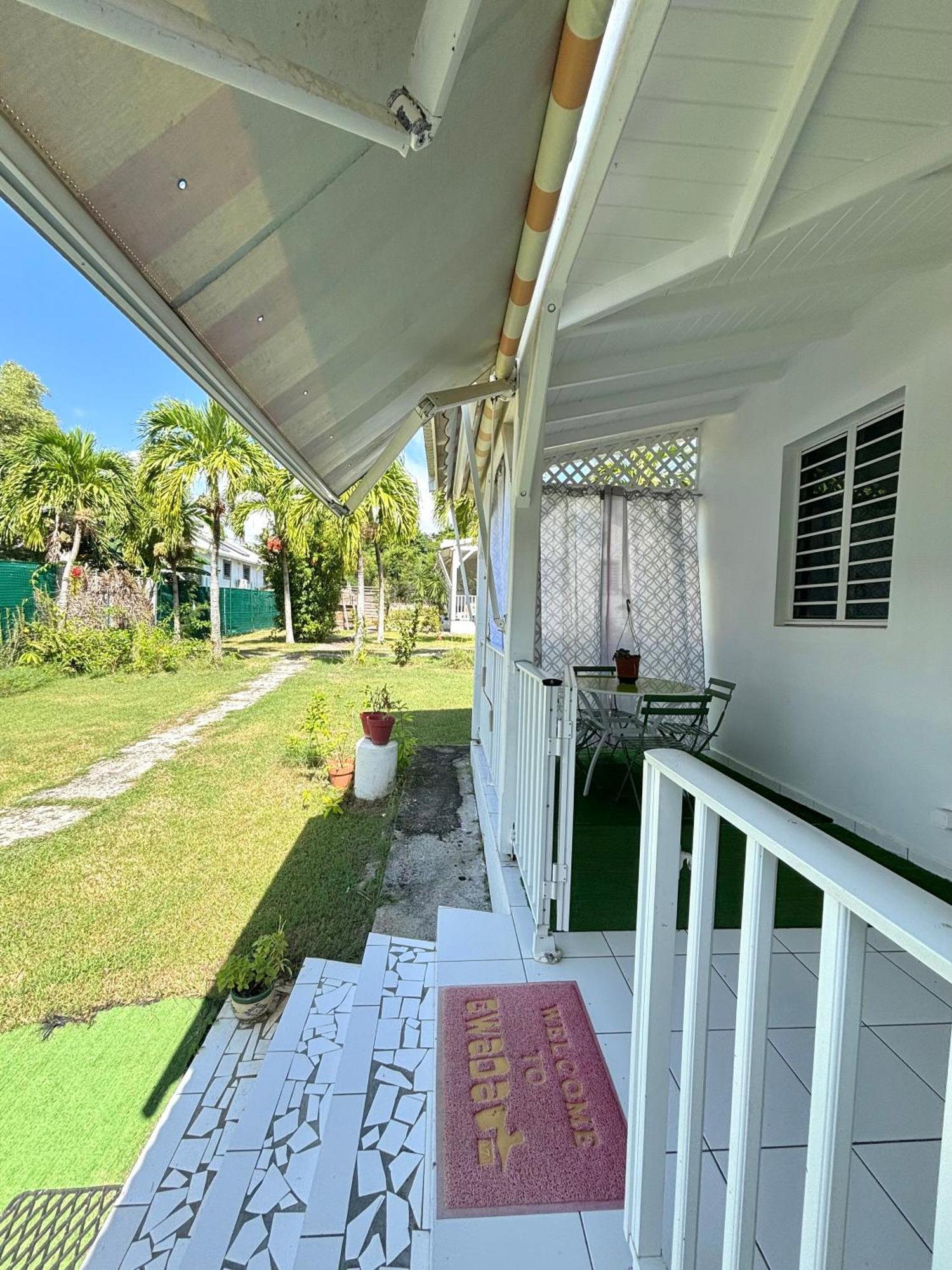 Le Gite Ohana - Proches Des Plages Et Jardin Prive Saint-Francois  Exterior photo